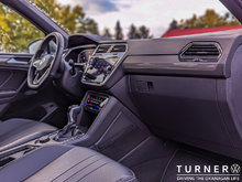 2024 Volkswagen Tiguan COMFORTLINE R-LINE BLACK EDITION 0% 24 MONTHS + 2 YEAR/40,000km CPO WARRENTY INCLUDED! Ends Nov 29