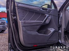 2024 Volkswagen Tiguan COMFORTLINE R-LINE BLACK EDITION 0% 24 MONTHS + 2 YEAR/40,000km CPO WARRENTY INCLUDED! Ends Nov 29