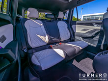 2025 Volkswagen Tiguan HIGHLINE R-LINE LOCALLY OWNED / LEATHER AND MASSAGE SEATS / NEW VEHICLE AT PRE-OWNED PRICING