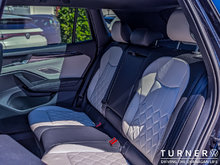 2025 Volkswagen Tiguan HIGHLINE R-LINE LOCALLY OWNED / LEATHER AND MASSAGE SEATS / NEW VEHICLE AT PRE-OWNED PRICING