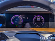 2025 Volkswagen Tiguan HIGHLINE R-LINE LOCALLY OWNED / LEATHER AND MASSAGE SEATS / NEW VEHICLE AT PRE-OWNED PRICING