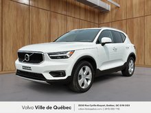 2021 Volvo XC40 Momentum