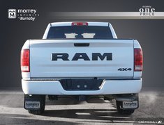 2023 Ram 1500 Classic EXPRESS + BLACKOUT + TONNEAU