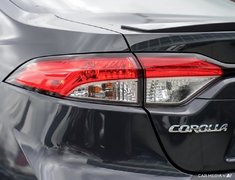 2023 Toyota Corolla SE AWD + LOW KMS