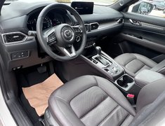 2023 Mazda CX-5 Signature AWD at