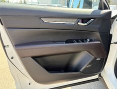 2023 Mazda CX-5 Signature AWD at