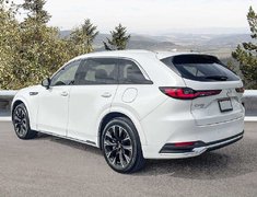 2026 Mazda CX-90 Plug-In Hybrid Signature