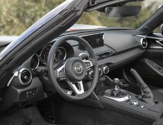 2025 Mazda MX-5 RF GT