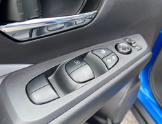 2023 Nissan Kicks SR CVT