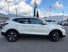 2021 Nissan Qashqai SL AWD CVT (2)