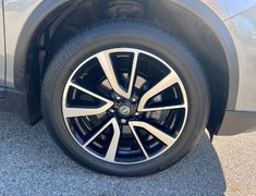 2020 Nissan Rogue SL AWD CVT (2)