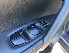 2020 Nissan Rogue SL AWD CVT (2)