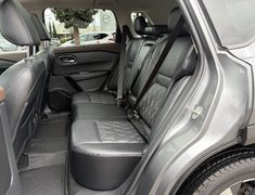 2021 Nissan Rogue Platinum CVT (2)