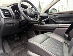 2021 Nissan Rogue Platinum CVT (2)