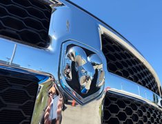 2019 Ram RAM 1500 Crew Cab 4x4 (DS) SLT (140.5 WB - 5'7 Box)