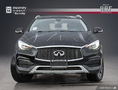 2017 Infiniti QX30 AWD + LOW KMS