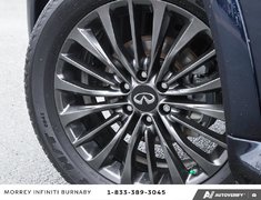 2024 Infiniti QX80 PROACTIVE // 7 PASSENGER