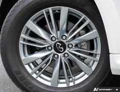 2024 Infiniti QX80 LUXE // ULTRA LOW KMS