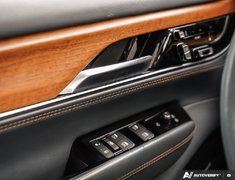 2022 Jeep Grand Wagoneer Series II