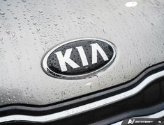 2018 Kia Soul LX // 2 SETS OF TIRES!