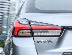 2022 Mitsubishi RVR ES AWC + SUPER LOW KMS