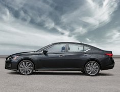 2024 Nissan Altima PLATINUM