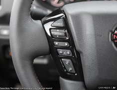 2025 Nissan Frontier PRO-4X Luxury