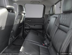 2025 Nissan Frontier SL
