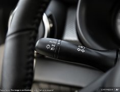 2025 Nissan Kicks Play SV