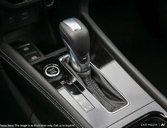 2025 Nissan Kicks Play SV