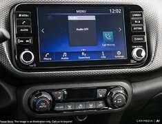 2025 Nissan Kicks Play SV
