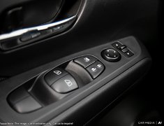 2025 Nissan Kicks Play SV