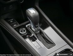 2025 Nissan Kicks Play SV