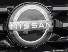 2025 Nissan Kicks Play SV