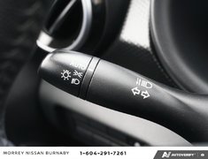 2025 Nissan Kicks Play SV CVT // 2.99% FINANCING