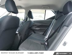 2025 Nissan Kicks Play SV CVT // 2.99% FINANCING