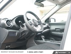 2025 Nissan Kicks Play SV CVT // 2.99% FINANCING