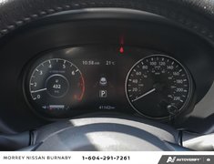 2025 Nissan Kicks Play SV CVT // 2.99% FINANCING