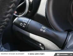 2025 Nissan Kicks Play SV CVT // 2.99% FINANCING