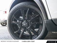 2022 Nissan Kicks SR CVT // NO ACCIDENTS