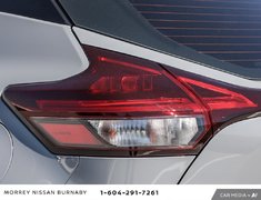 2023 Nissan Kicks SR CVT // NO ACCIDENTS