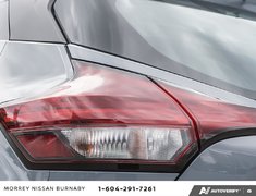 2023 Nissan Kicks SR CVT