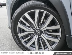 2023 Nissan Kicks SR CVT