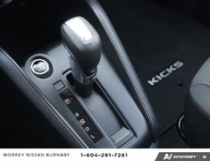 2023 Nissan Kicks S CVT // 2.99% FINANCING