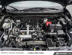 2023 Nissan Kicks SR // 2.99% FINANCING