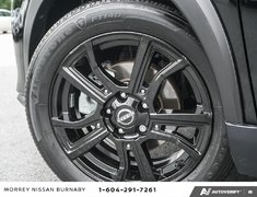 2023 Nissan Kicks SR // 2.99% FINANCING