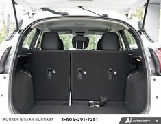 2024 Nissan Kicks SV TRIM // ONLY 19800 KMS!