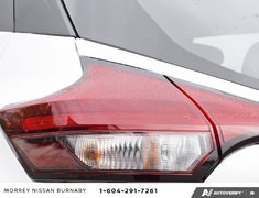 2024 Nissan Kicks SV TRIM // ONLY 19800 KMS!