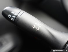 2024 Nissan Kicks S // CHECK OUT THE LOW KMS!