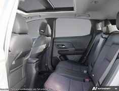 2025 Nissan Kicks SR PREMIUM SPRT WHL PKG